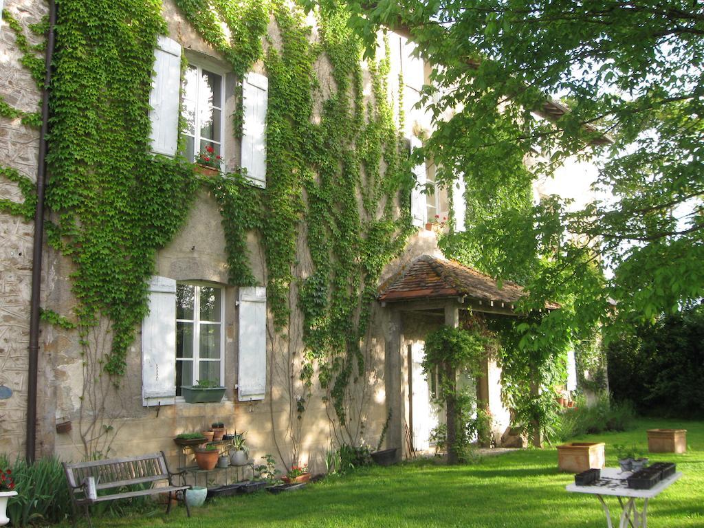 Le Domaine De Panissac Bed & Breakfast Berneuil  Luaran gambar