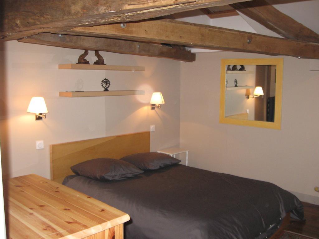 Le Domaine De Panissac Bed & Breakfast Berneuil  Luaran gambar