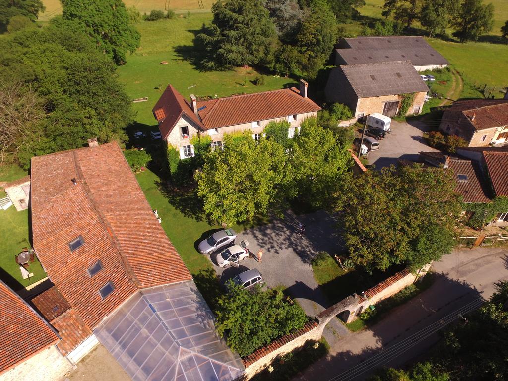 Le Domaine De Panissac Bed & Breakfast Berneuil  Luaran gambar